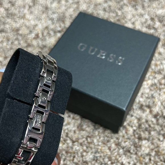 Guess watch for women - Picture 4 of 4